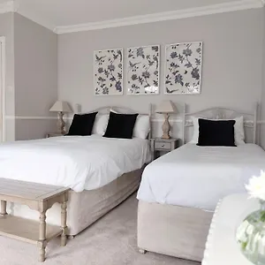 Balally House Bed & Breakfast